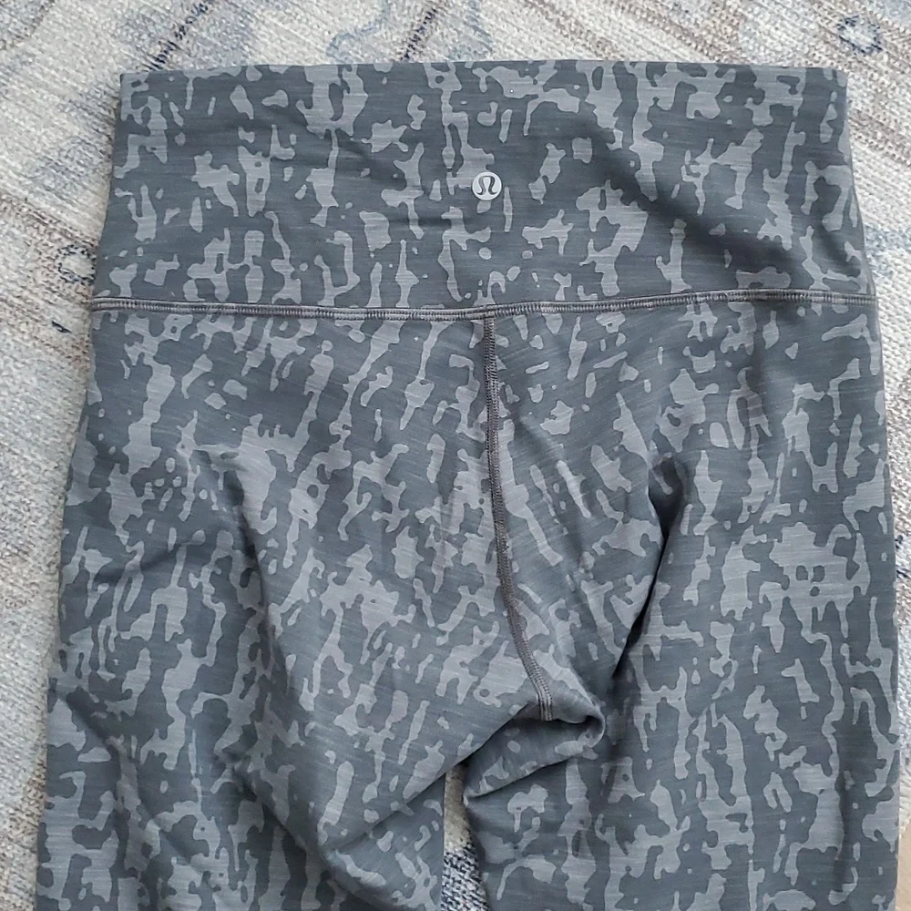 Lululemon Wunder Train High-Rise Crop 21